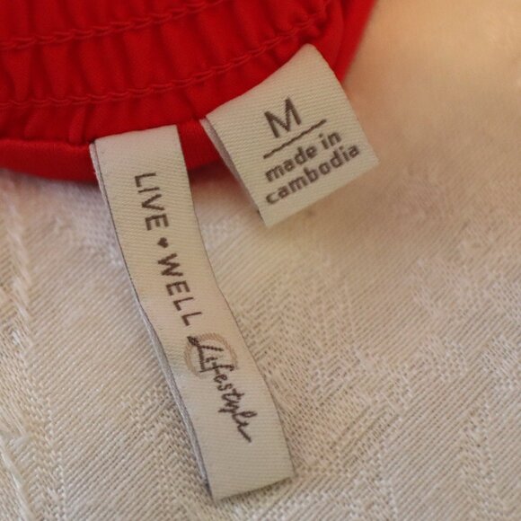 Live Well Lifestyle Red Skort Wide Elastic Waistband Stretchy Undershorts Medium - Picture 2 of 14